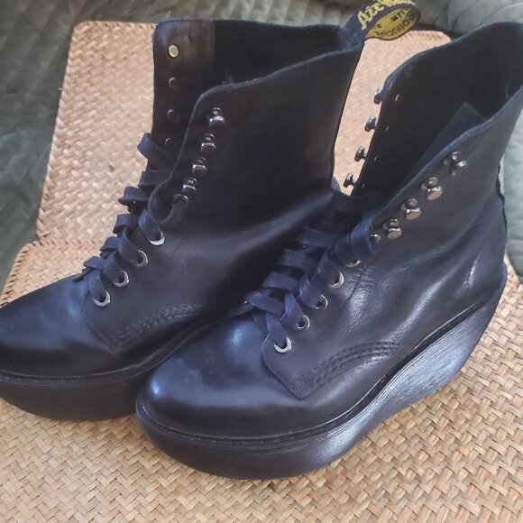 Dr Martens JAMILA - RARE Wedge Platform Combat Boot - Picture 4 of 11